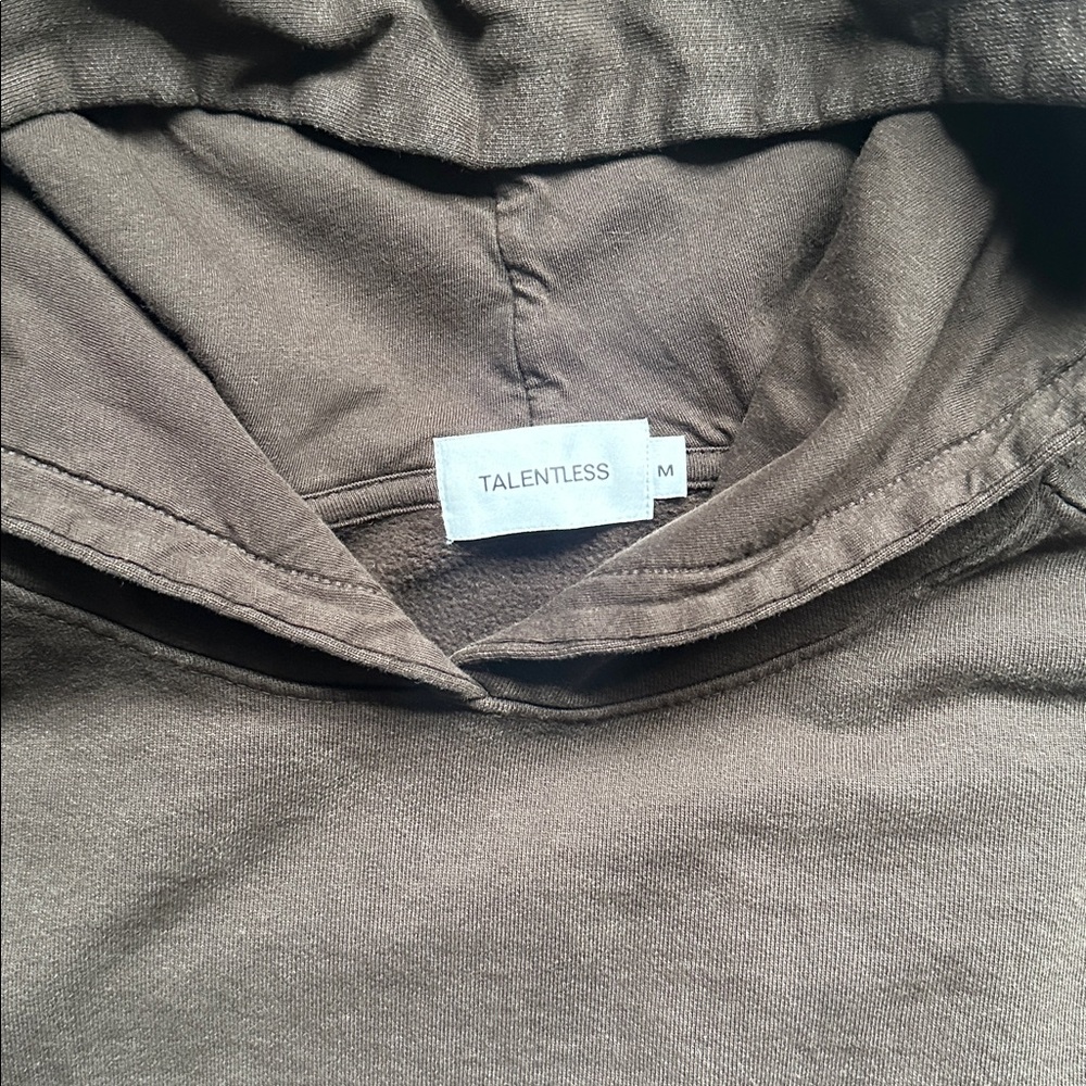 TALENTLESS Brown Hoodie Set - Picture 2 of 6